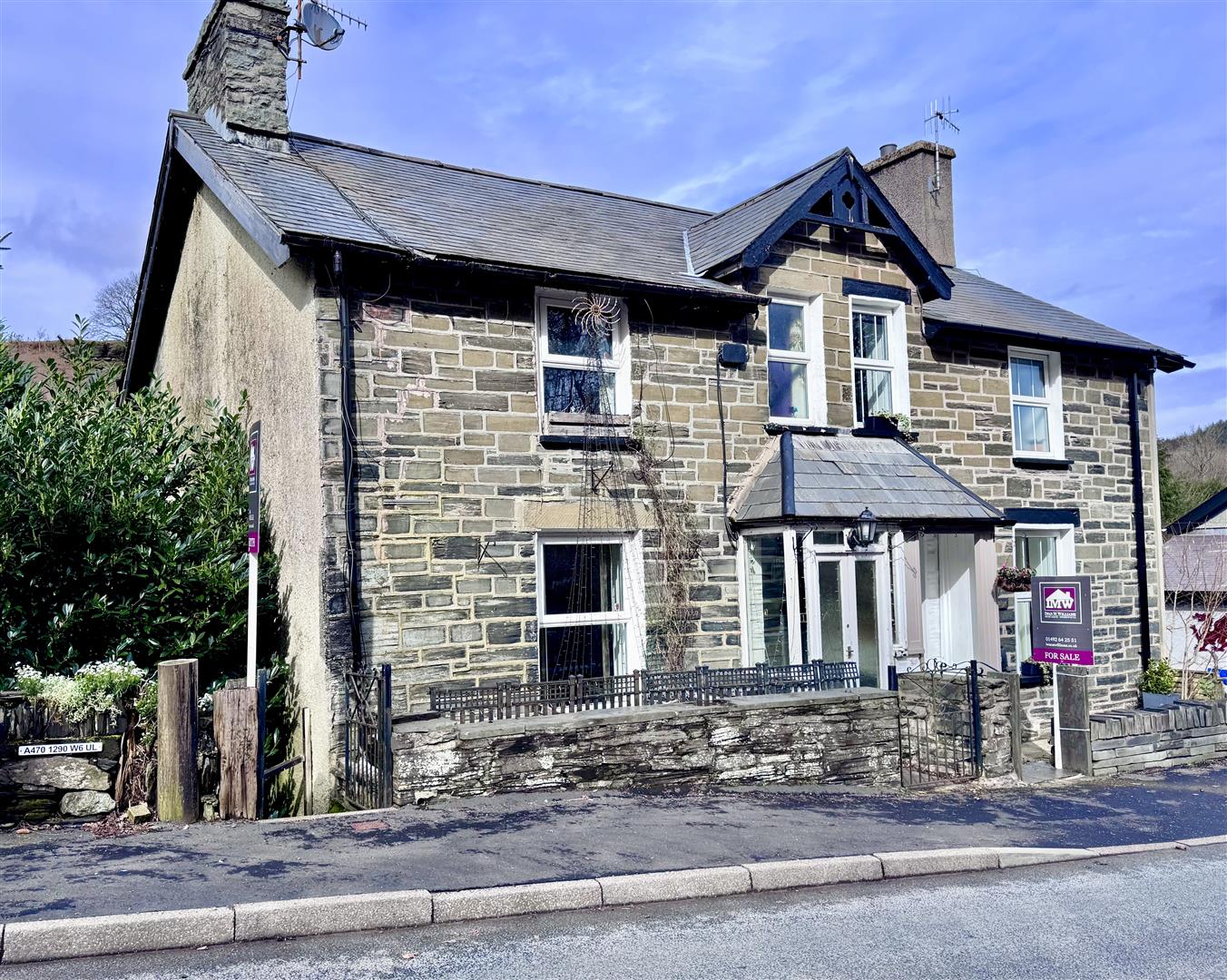 Castle Terrace, Dolwyddelan